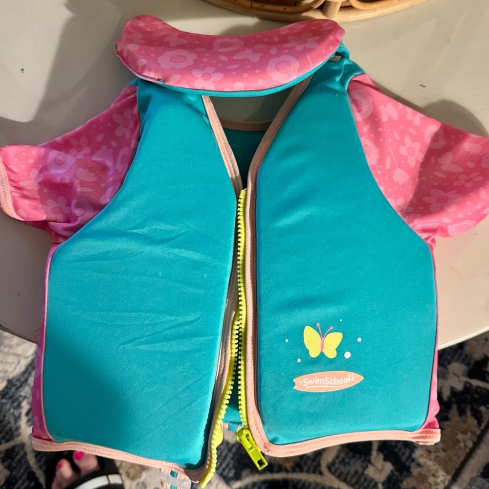 Aqua Leisure® SwimSchool® Trainer Vest.